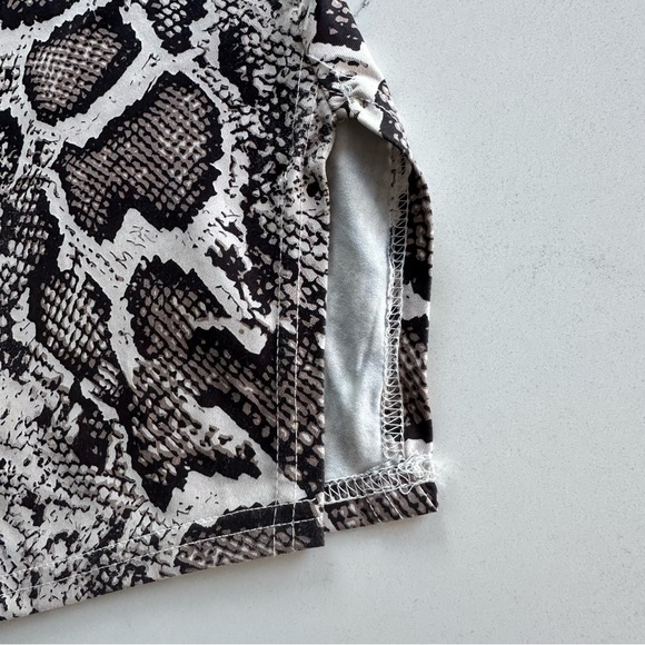 SHEIN | Snake Print Bodycon Mini Dress | Size Small | Neutral White/Gray/Black - Picture 5 of 15